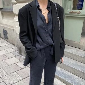 DJERF AVENUE On the go shirt in ash 🖤